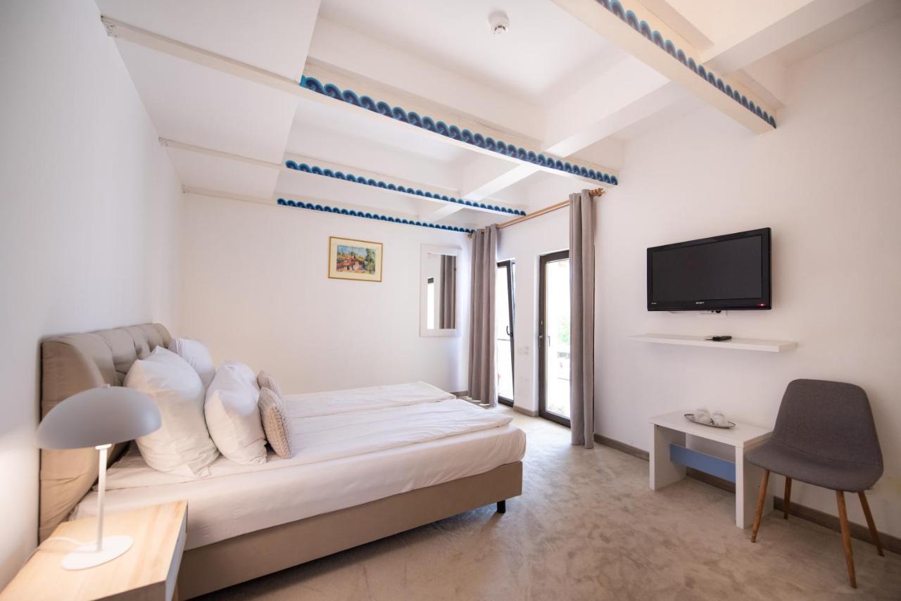 Villa Pontica นาโวดาริ ภายนอก รูปภาพ