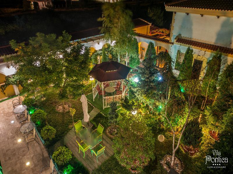 Villa Pontica นาโวดาริ ภายนอก รูปภาพ