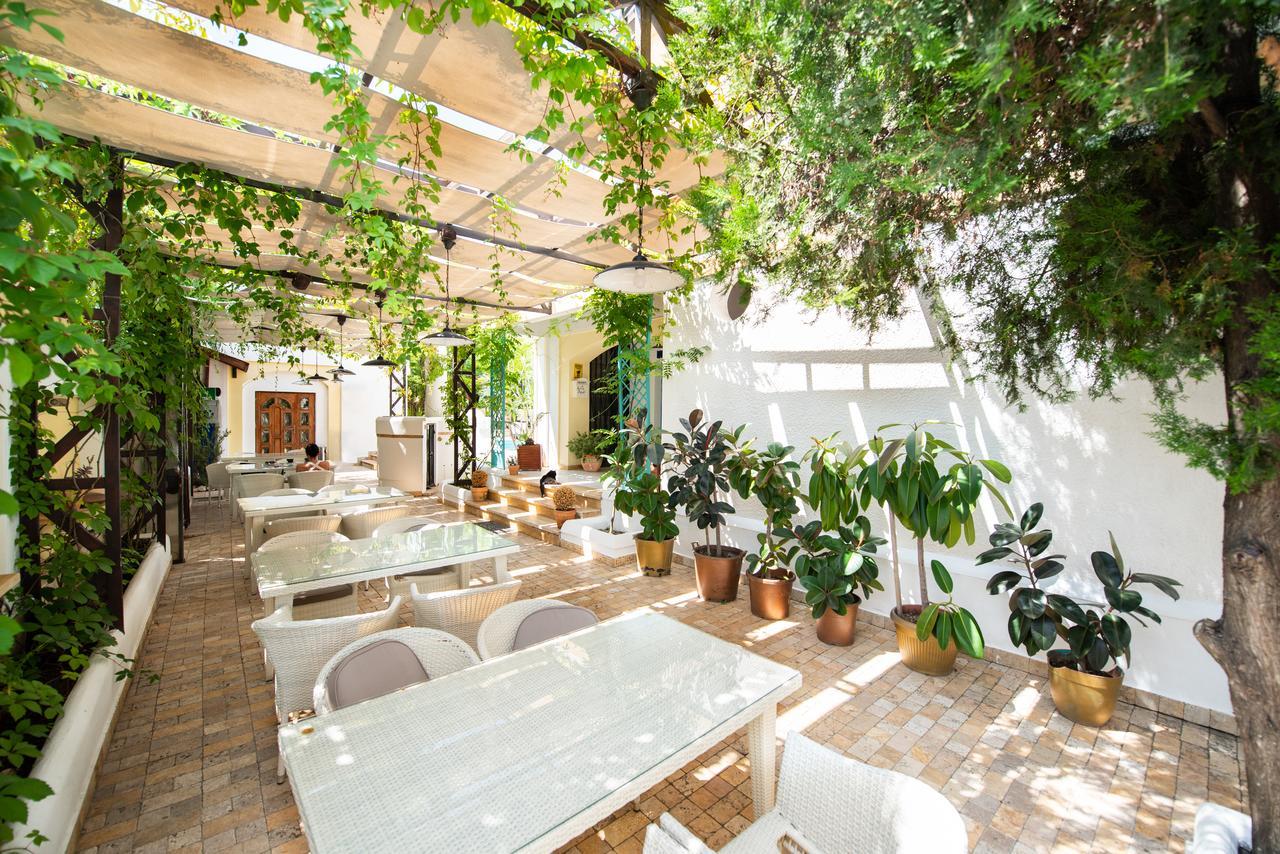 Villa Pontica นาโวดาริ ภายนอก รูปภาพ